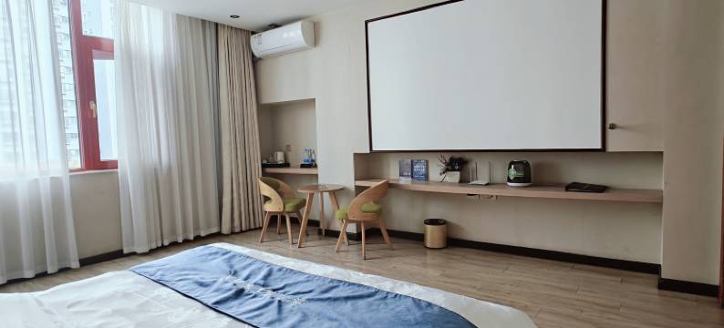 曲靖尚之恋主题酒店图片