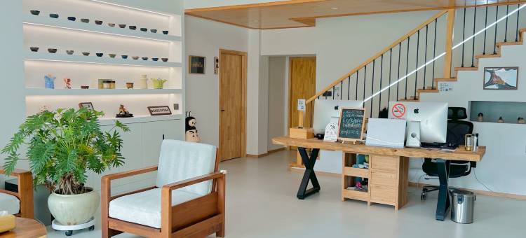 咕咚夫妇的小院图片