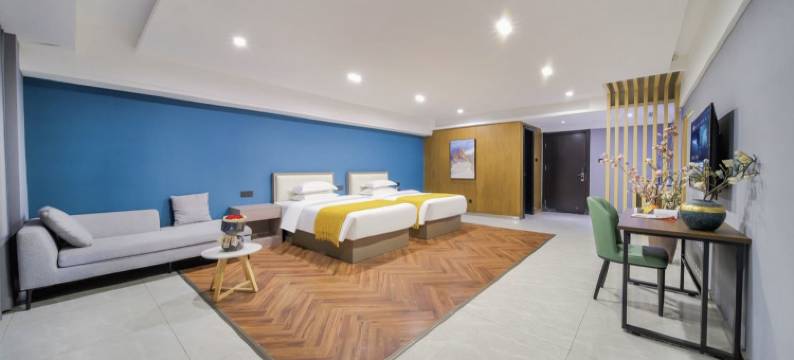 美狮假日民宿(清明上河园店)图片