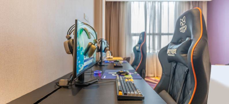 摩戏电竞酒店(深圳宝安松岗沃尔玛店)图片