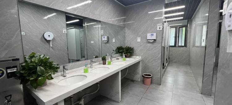 登巴客栈(华丰路地铁站店)图片
