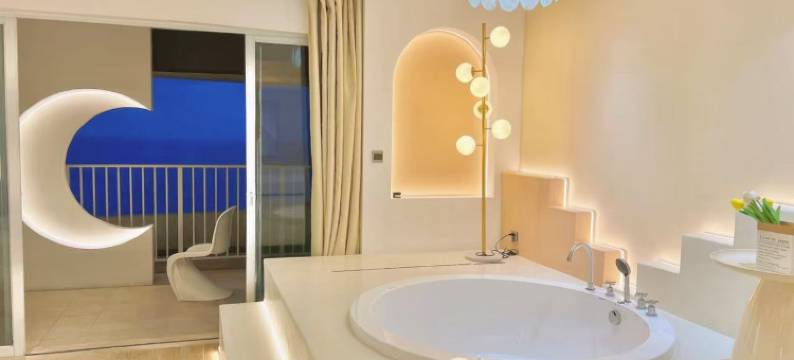 云岸海景美宿(保利金町湾店)图片