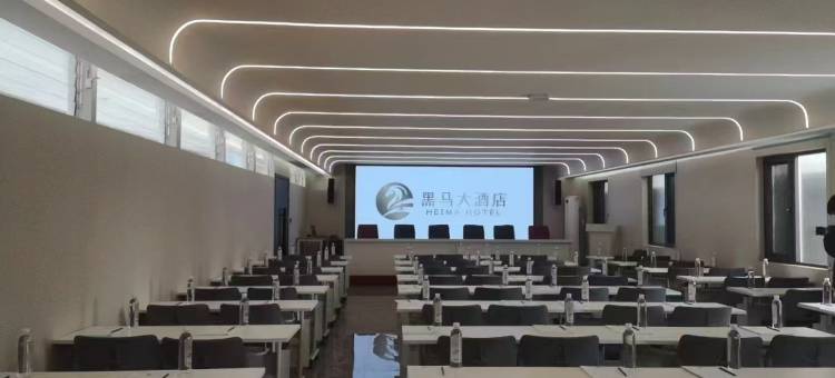 昆明・黑马酒店(珥季路地铁站大都摩天购物中心店)图片