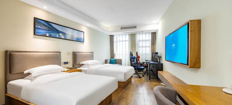 悦电竞酒店(扬州瘦西湖江阳商贸城店)图片