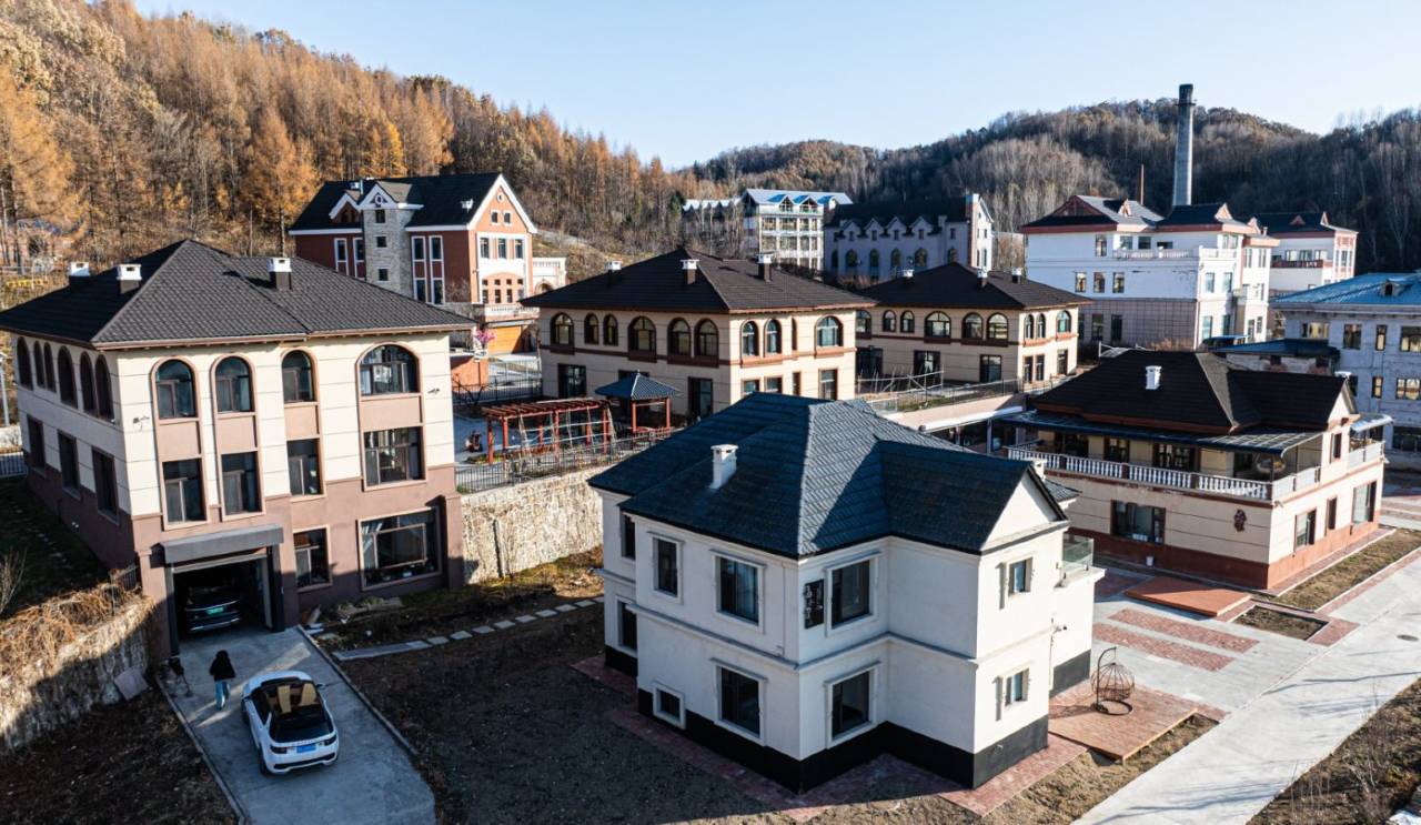 无舍望山度假民宿(亚布力滑雪旅游度假区店)