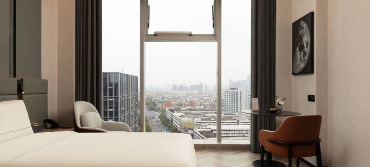 义乌国际商贸城宾王路亚朵S酒店图片