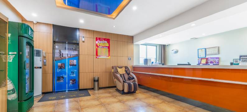 余干7+1连锁电竞酒店图片