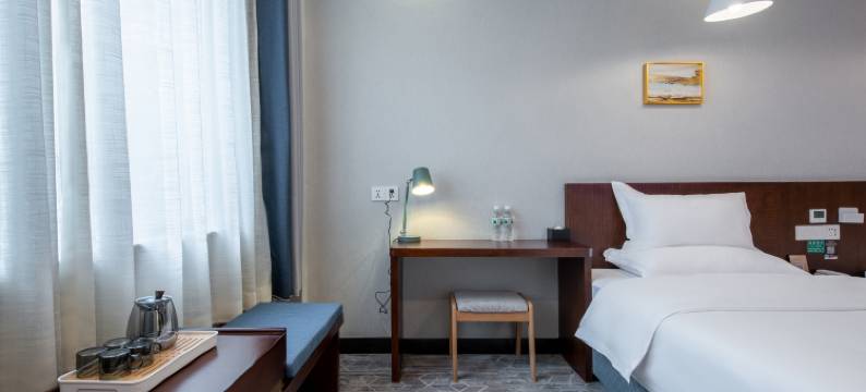 凯里馨实尚酒店(凯里市区万达广场店)图片