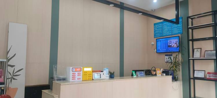 首座|智享IS·电竞酒店(雅安汉源九襄古镇店)图片