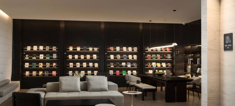 桂林阳朔西街城中城亚朵酒店图片