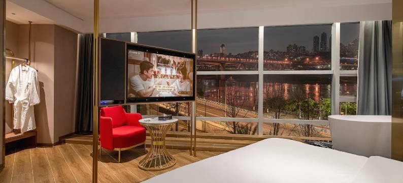 喜丽天呈酒店(南滨路长江国际店)图片