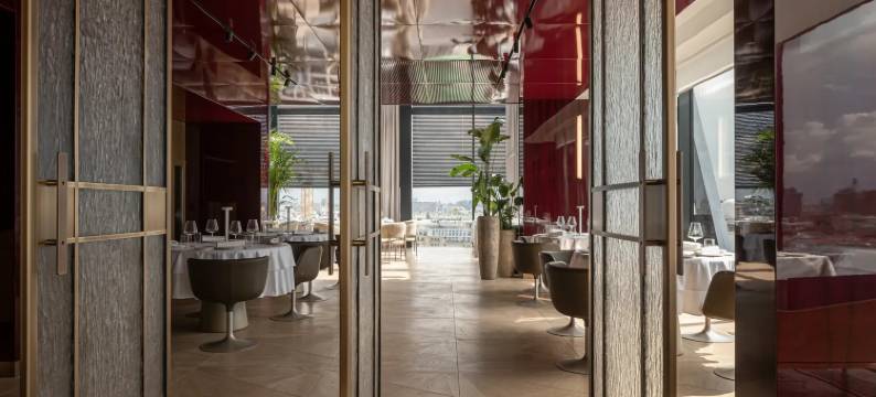 Cosmos Selection Arbat图片