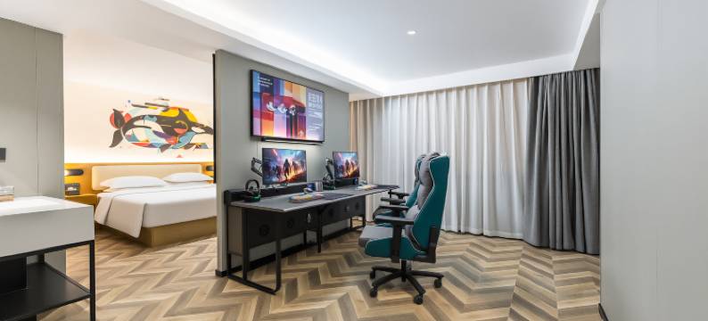 网鱼电竞酒店(常州青果巷吾悦广场店)图片