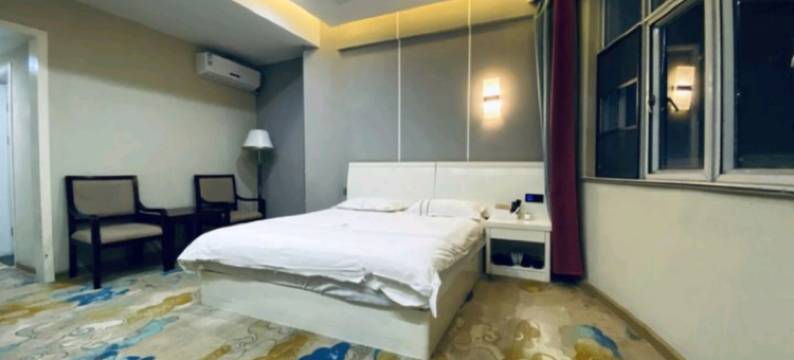 橙漫汇聚电竞酒店(宾川店)图片