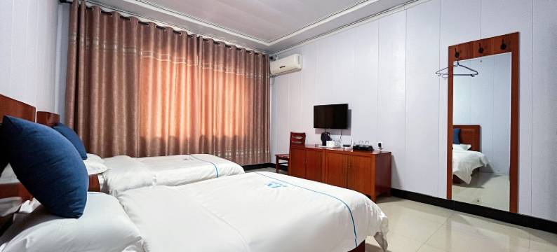 鲁鑫酒店(桃源西大街兴业园店)图片