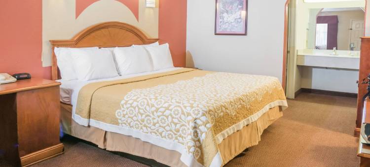 巴斯特罗普戴斯酒店(Days Inn by Wyndham Bastrop)图片