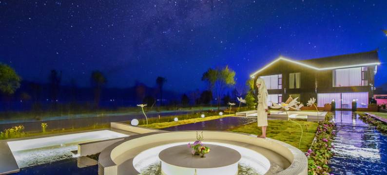 泸沽湖云涧宿湖景美宿图片