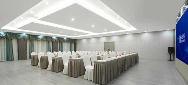 柏曼酒店(西安浐灞国际港务区店)图片