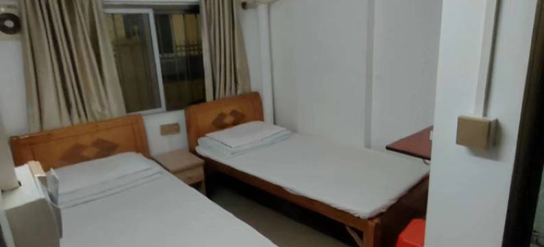 天天宾馆(茂名站北广场店)图片