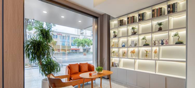 昊丽酒店(余姚四明广场市政府店)图片