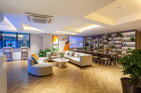 Likeyou Youth Travel Hotel (Spray Pool)Hotel Overview