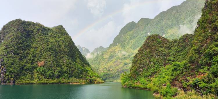凌云县浩坤湖望湖民宿图片