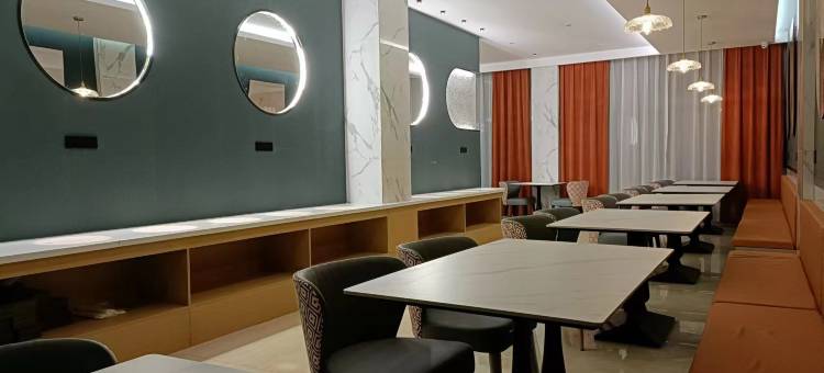 塔城泉都酒店图片