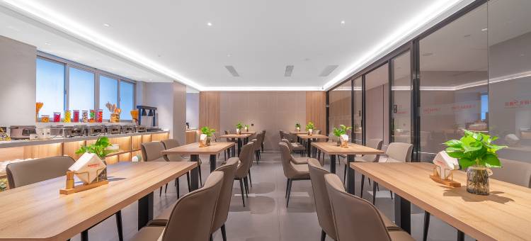 青年阳光S酒店(厦门会展中心加州广场店)图片