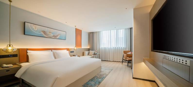 加州壹号酒店(抚琴夜市花牌坊地铁站店)图片