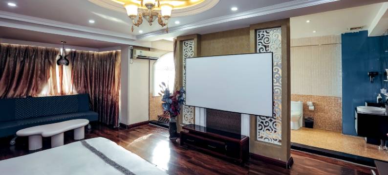 沈阳镶兰府旅居酒店(中街故宫店)图片