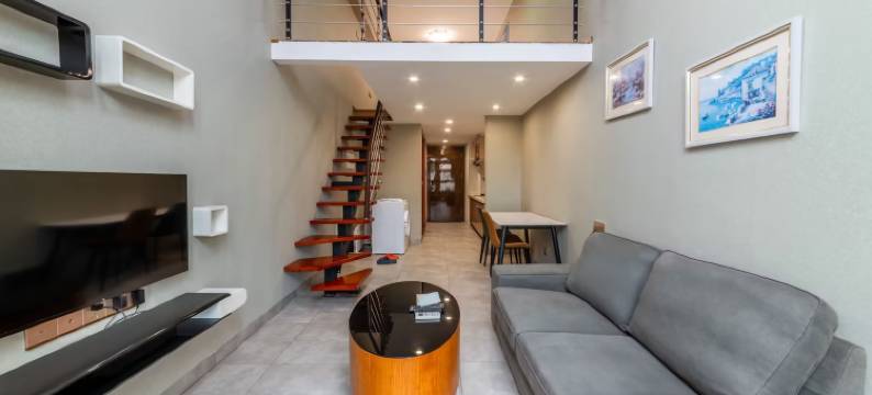 简约商务公寓(深圳坪山高铁站锦龙地铁站店)图片