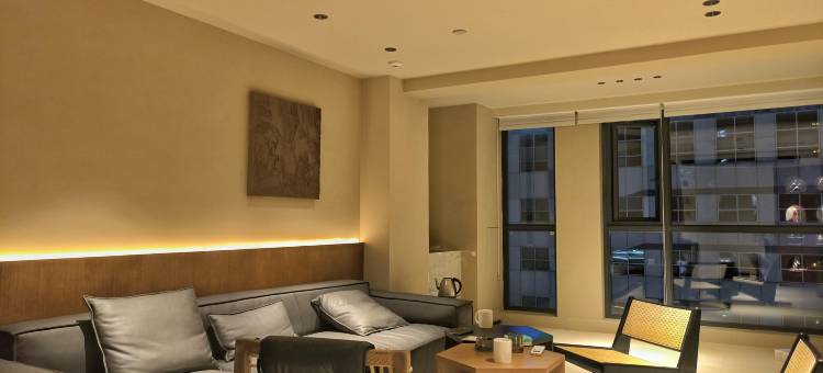 秋寓·设计师智能美宿(汕头珠江路美食街高铁站店)图片