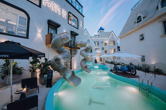 hotel overview picture