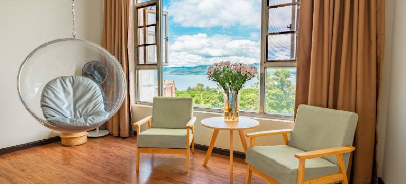 抚仙湖乔家大院图片