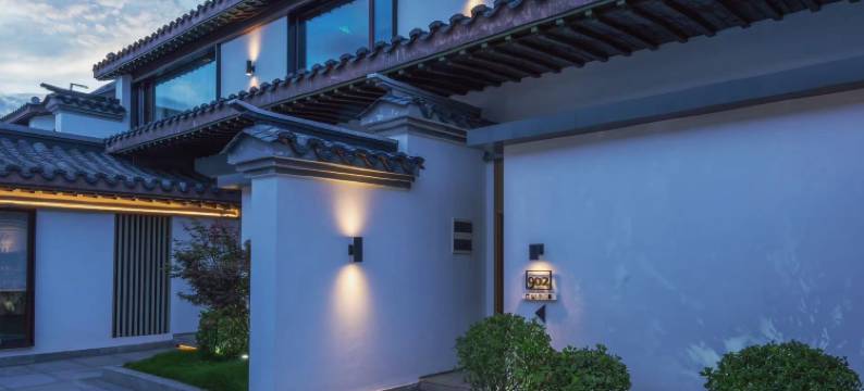 院里院外酒店(楚雄彝人古镇度假区高铁站店)图片