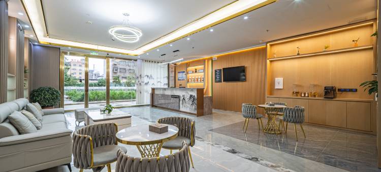 IU酒店(喀什古城万达广场店)图片