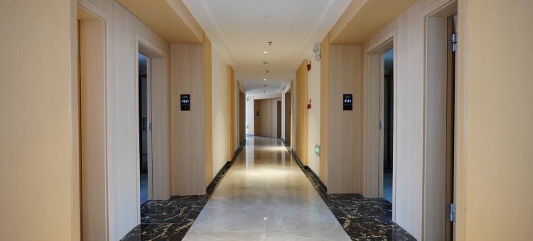 奥宝龙酒店(河口北站店)图片