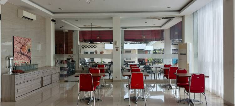 金纳沙酒店(Kanasha Islami)图片