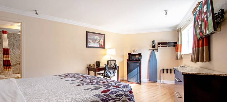 蒙特利红屋顶套房汽车旅馆(Red Roof Inn & Suites Monterey)图片