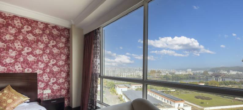 黄山同聚楼大饭店(屯溪老街黎阳水街店)图片