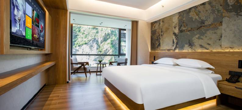 栾川天汇观山酒店(老君山凤凰天街店)图片