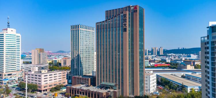 朗丽兹酒店(青岛金沙滩度假区东风大厦店)图片