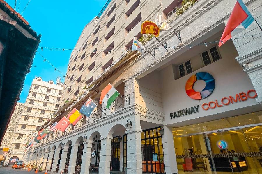 科倫坡航道酒店-斯里蘭卡機器人科技酒店