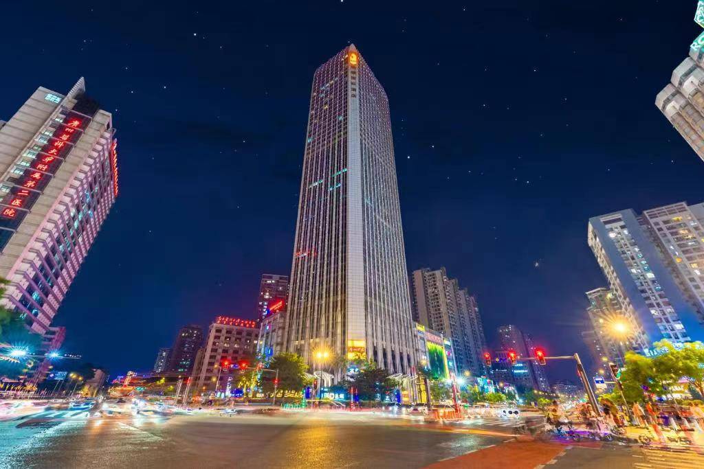 中庭国际公寓(广州昌岗地铁站店)