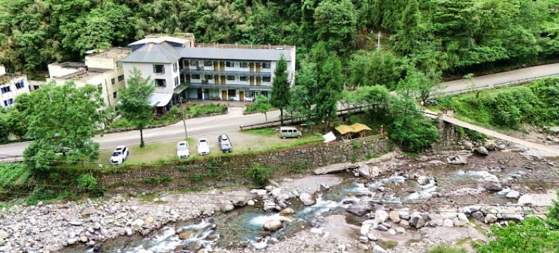 西岭雪山蜗牛小汤民宿图片