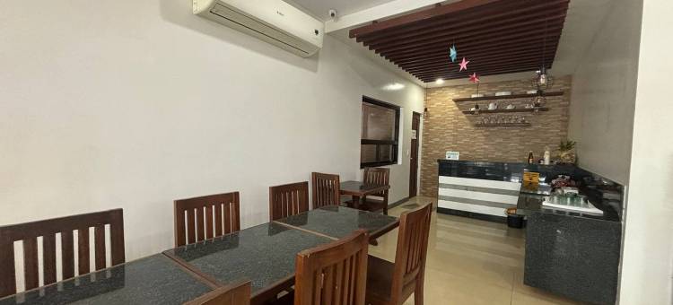 黄铃酒店(Yellowbell Hotel)图片