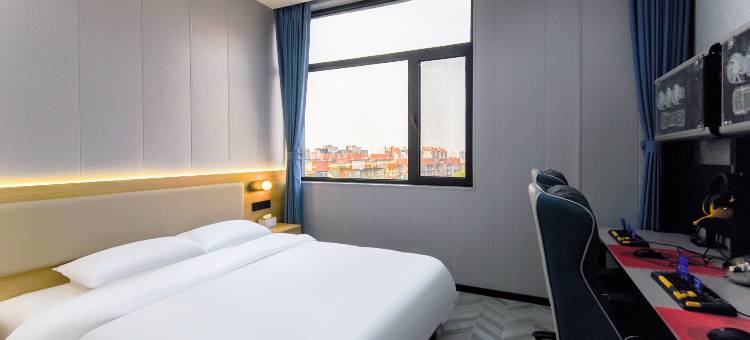 网鱼电竞酒店(北辰京津公路店)图片