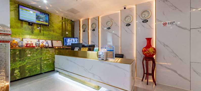 深圳万家惠酒店(卓悦汇上梅林地铁站店)图片