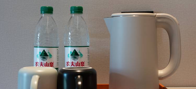 韵庭酒店(合肥少荃体育中心综保区地铁站店)图片