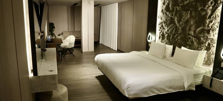 皇冠酒店(The Taj Premium Hotel)图片